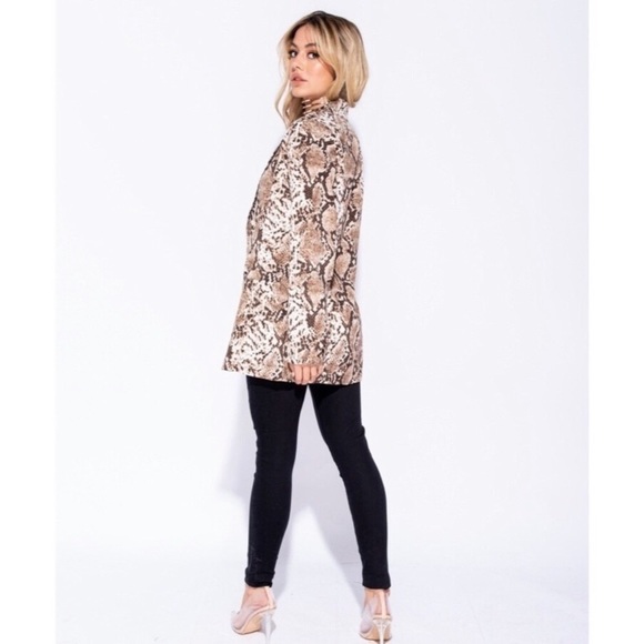 Chloé | Double Breasted Snake Blazer - Picture 8 of 8